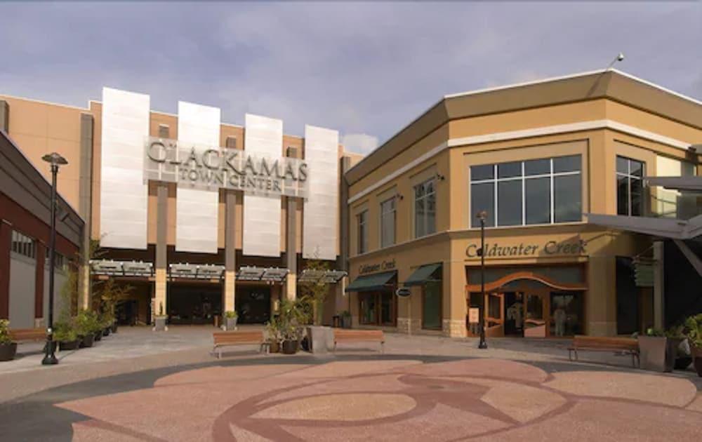 Monarch Hotel & Conference Center Clackamas Zewnętrze zdjęcie