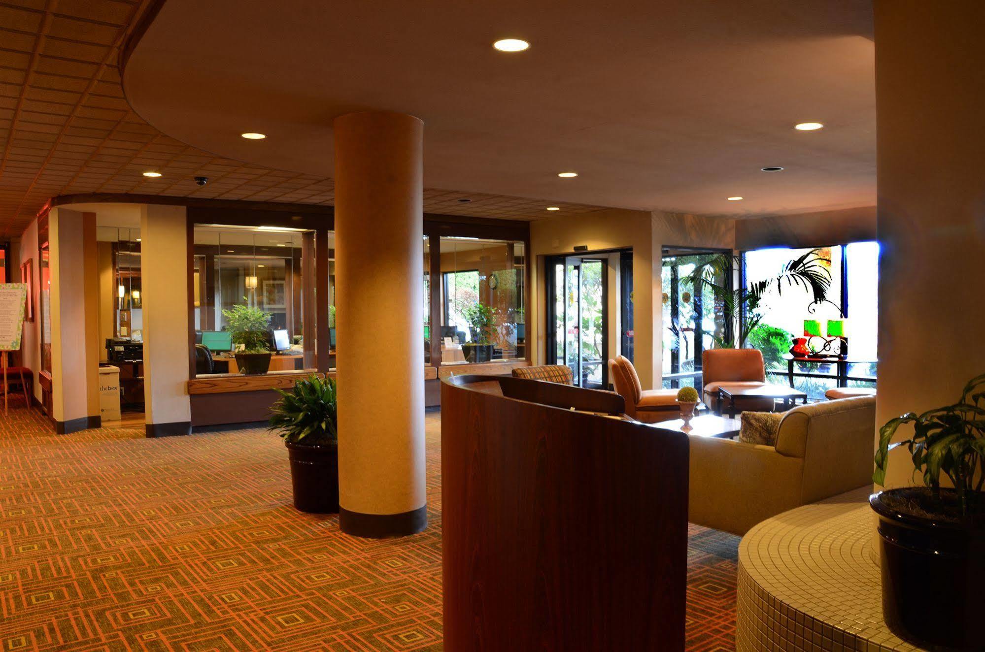 Monarch Hotel & Conference Center Clackamas Zewnętrze zdjęcie